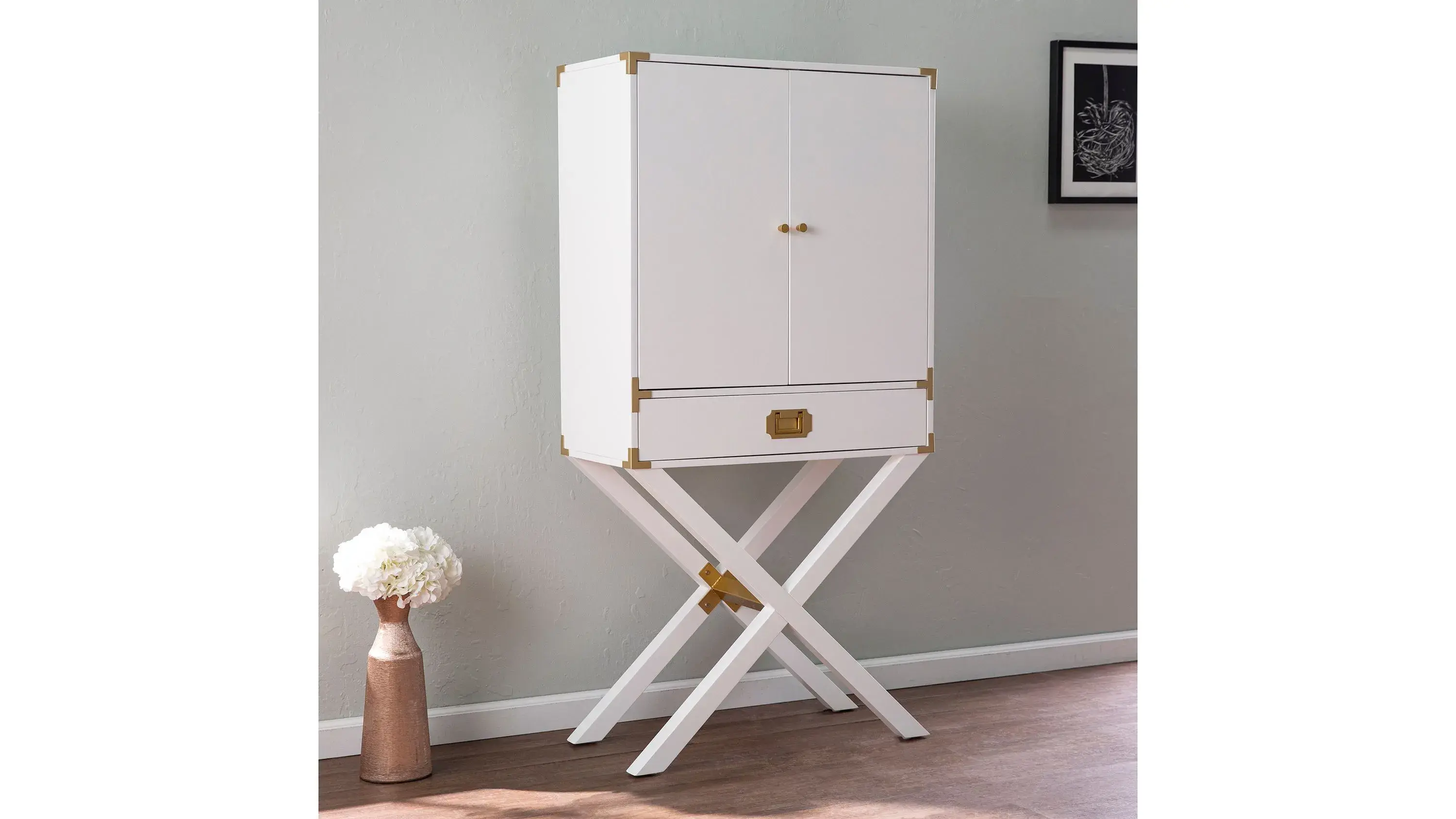 Hatherleigh Bar Cabinet