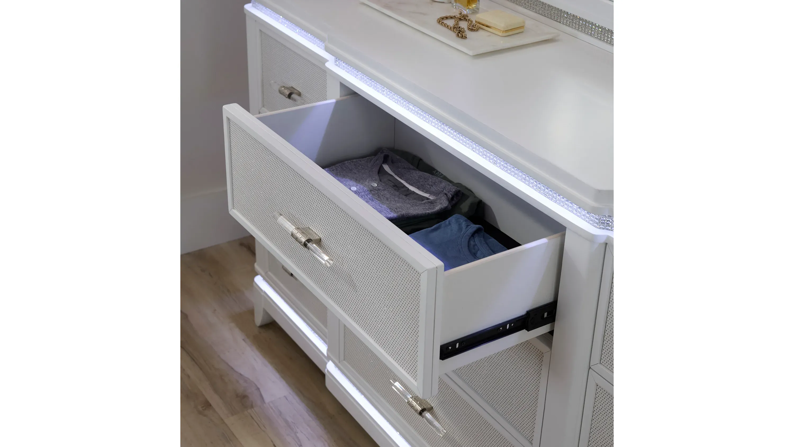 Carmelita 2-pc. Vanity Set