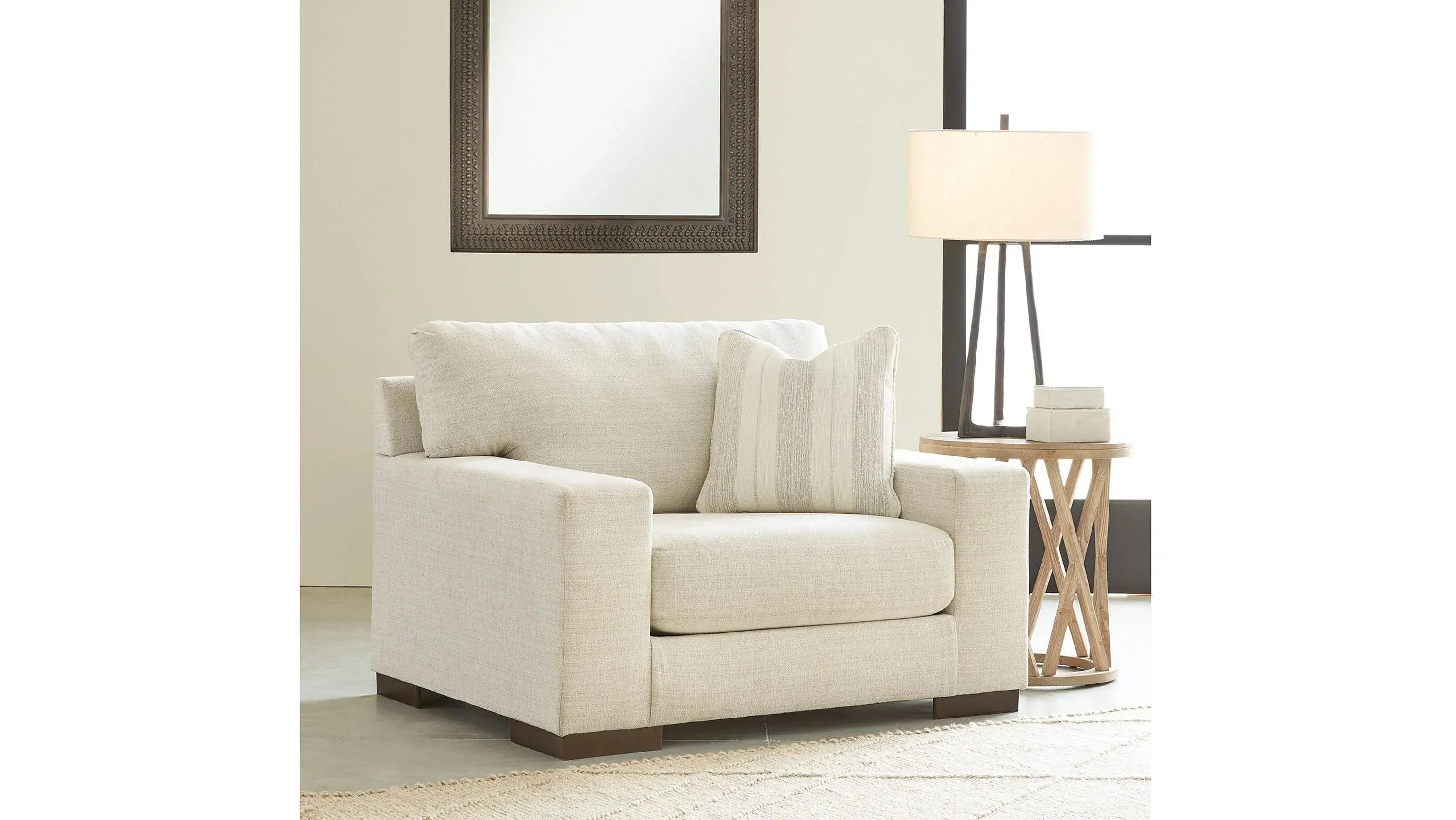 Maggie Oversized Chair