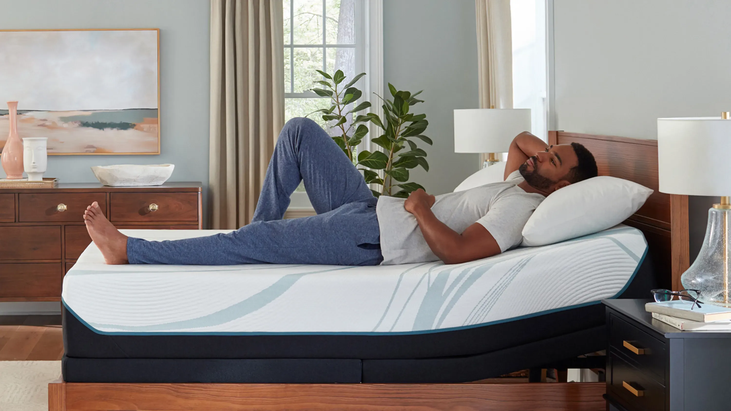 Tempur-Pedic Adapt 2.0 Medium Hybrid Mattress | Raymour & Flanigan