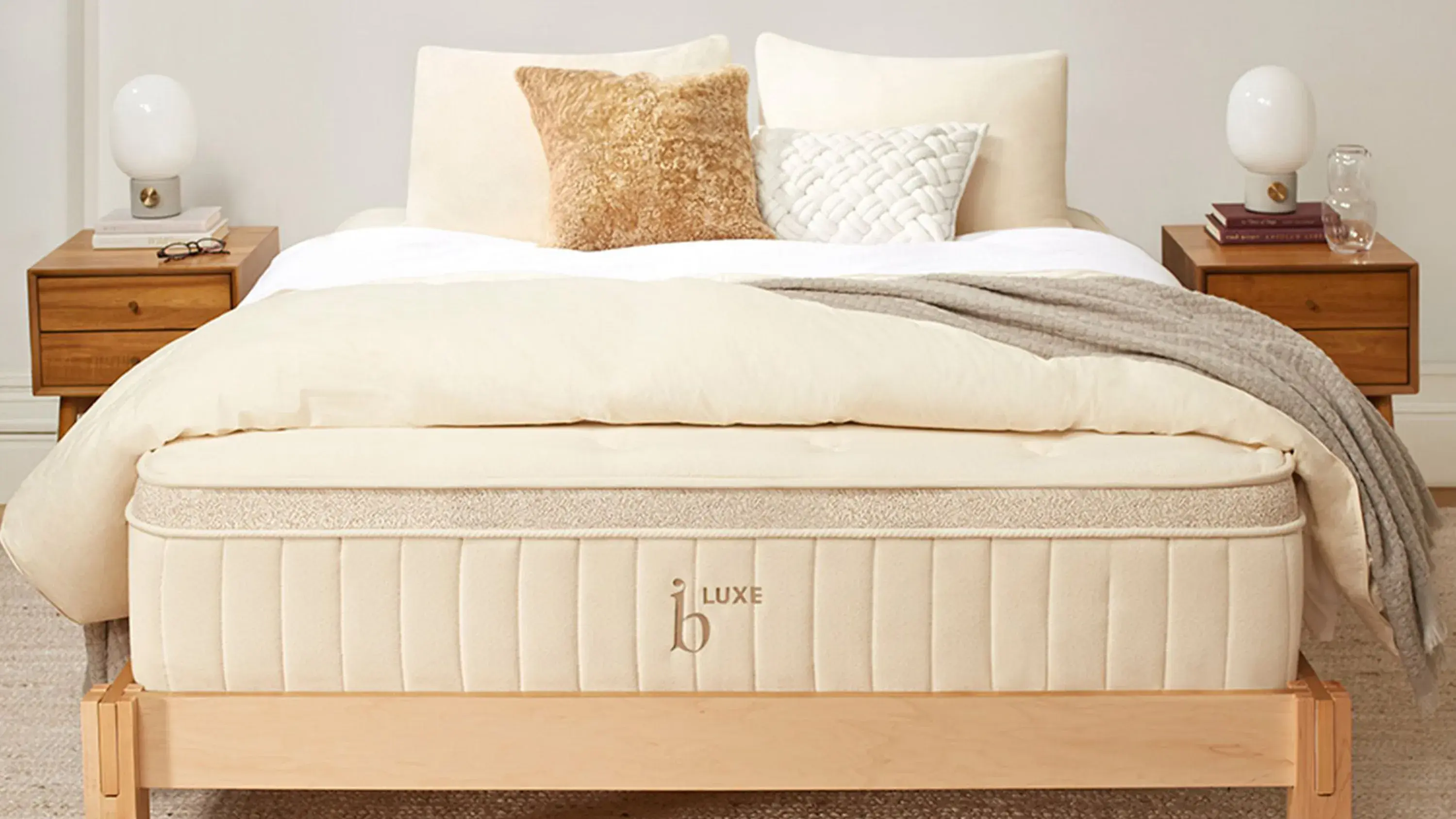 Helix Birch Luxe Natural Mattress - Thumbnail 2