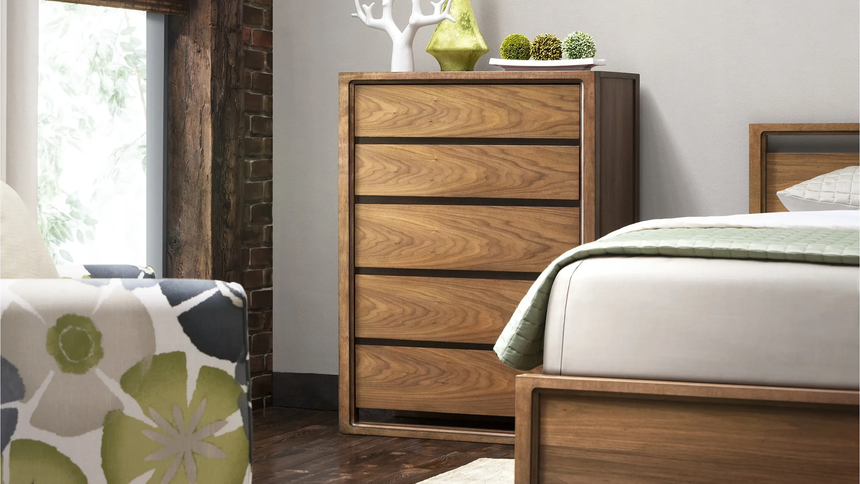 Aversa Bedroom Chest | Raymour & Flanigan
