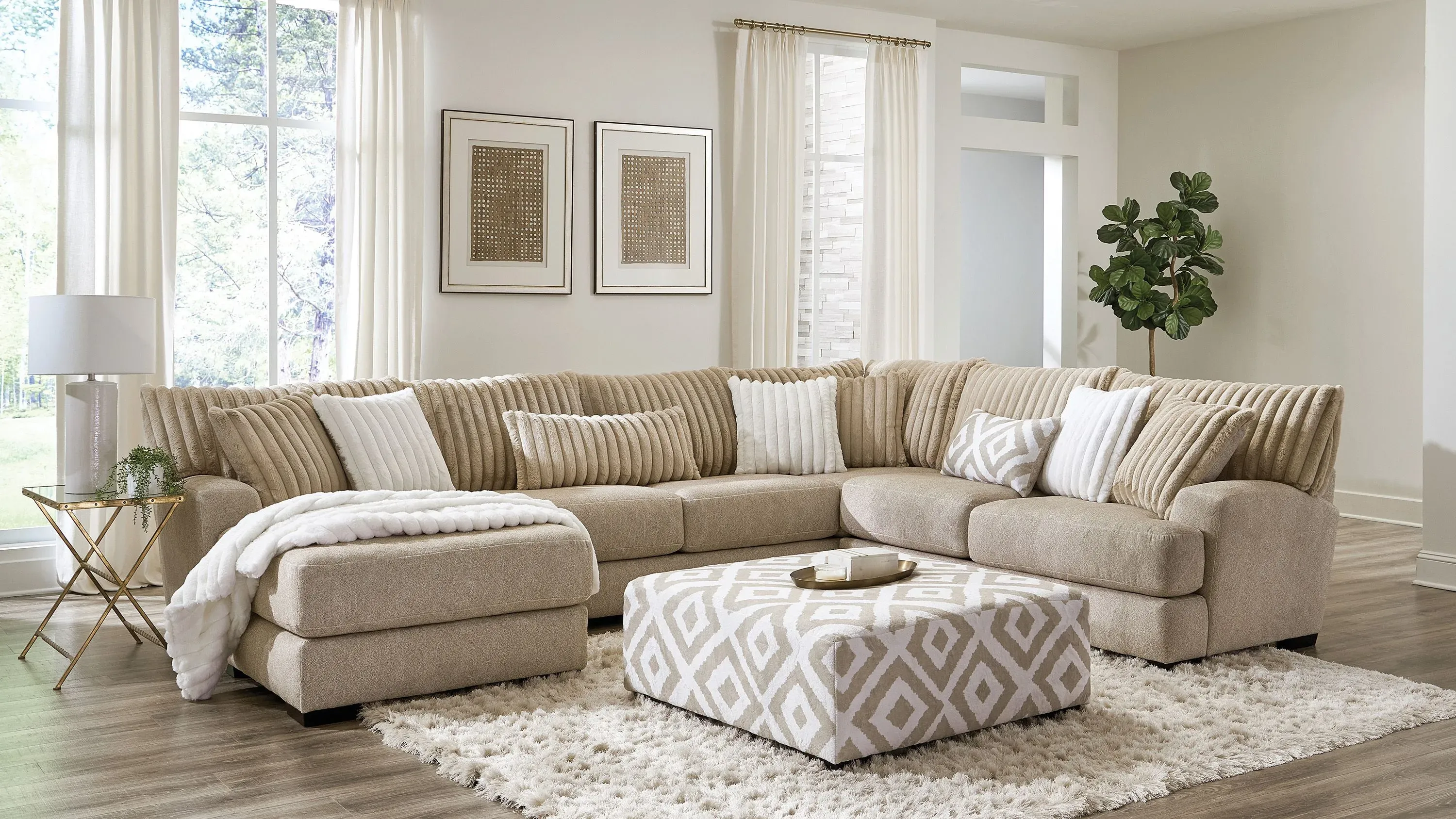Mondo 3-pc. Sectional | Raymour & Flanigan