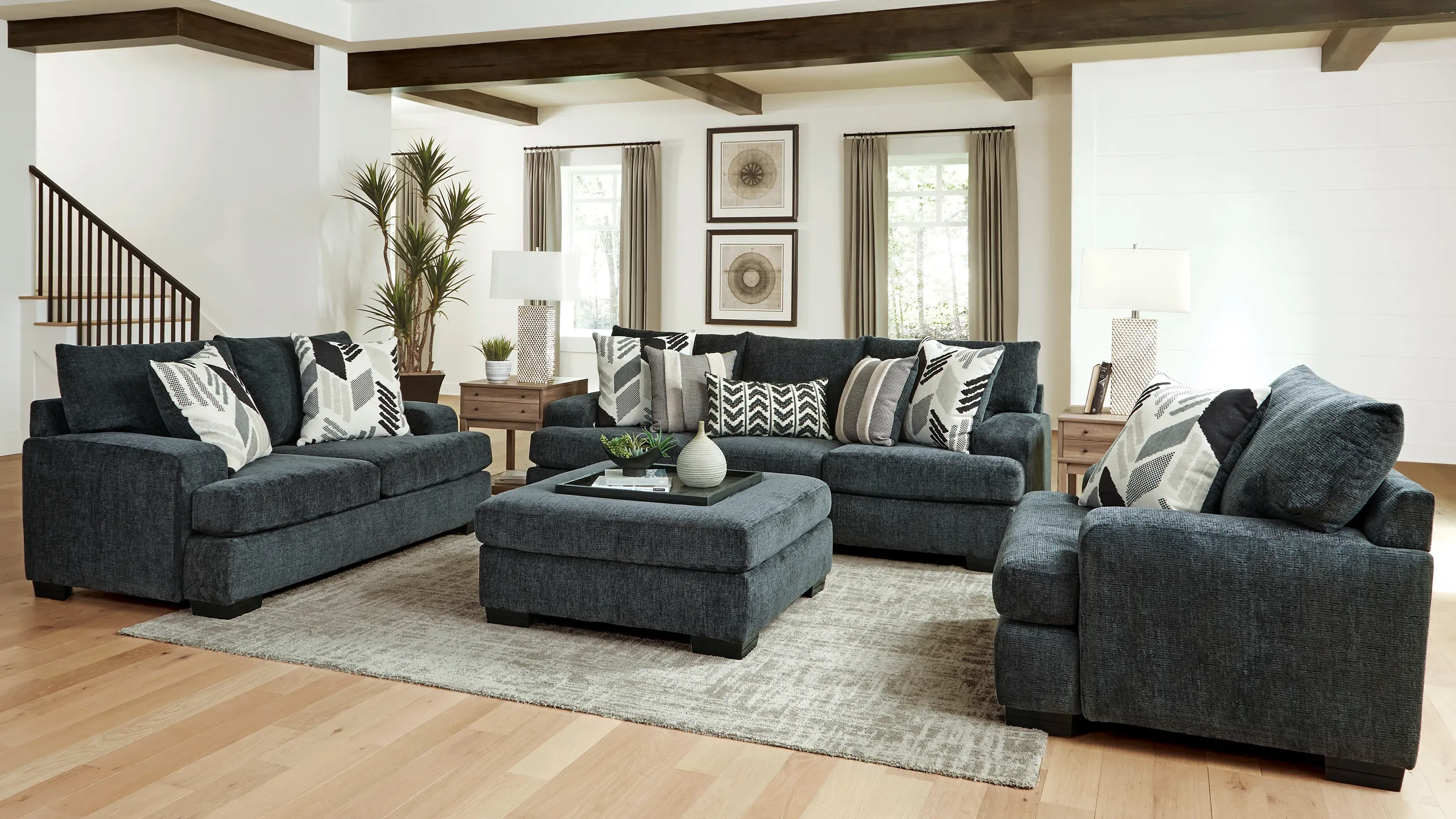 Cooper Loveseat | Raymour & Flanigan
