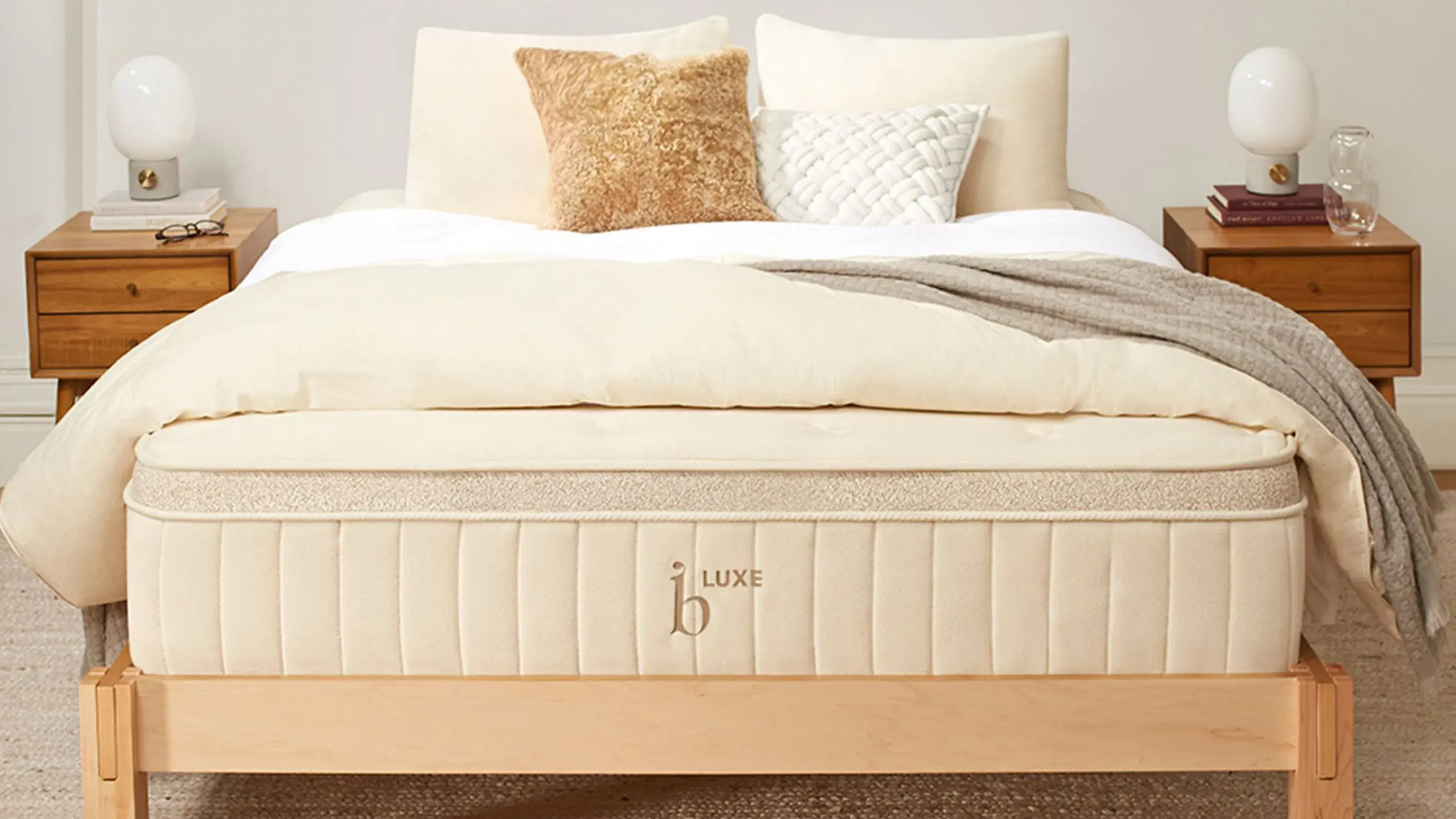 Helix Birch Luxe Natural Mattress - Thumbnail 3