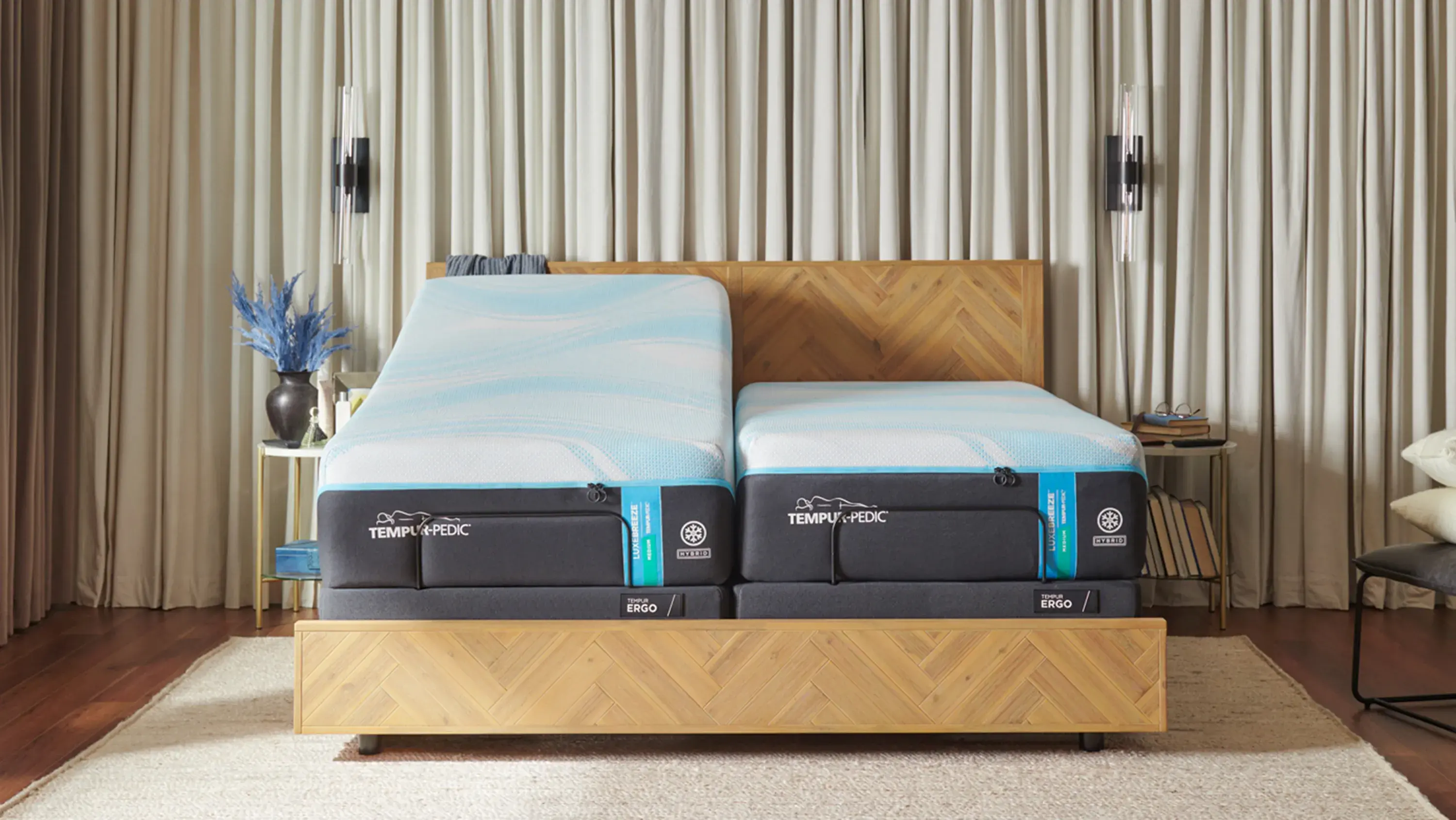 Tempur-Pedic Luxebreeze 2.0 Medium Hybrid King Set - Thumbnail 2