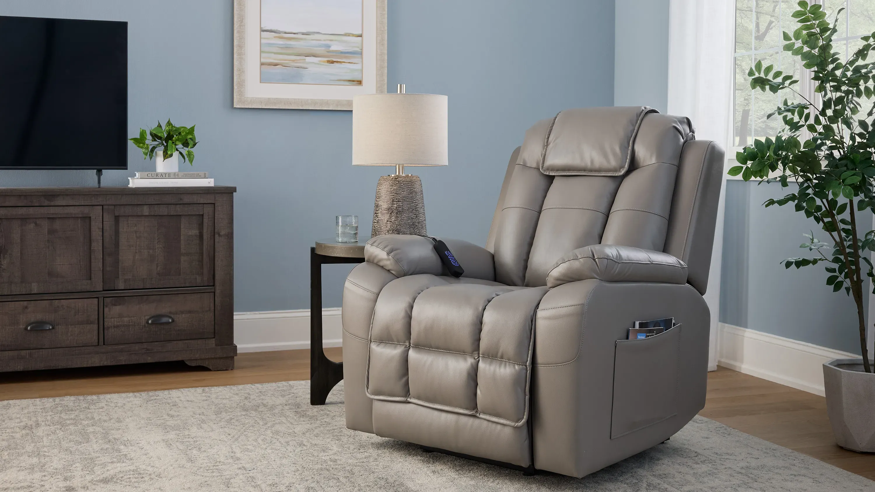 Maynard Power Lift Recliner | Raymour & Flanigan