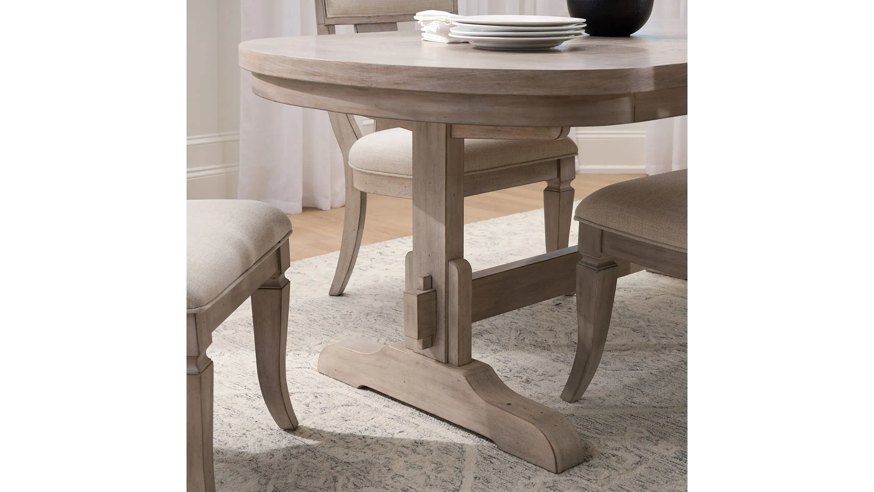 Gabrielle 7-pc. Dining Set | Raymour & Flanigan