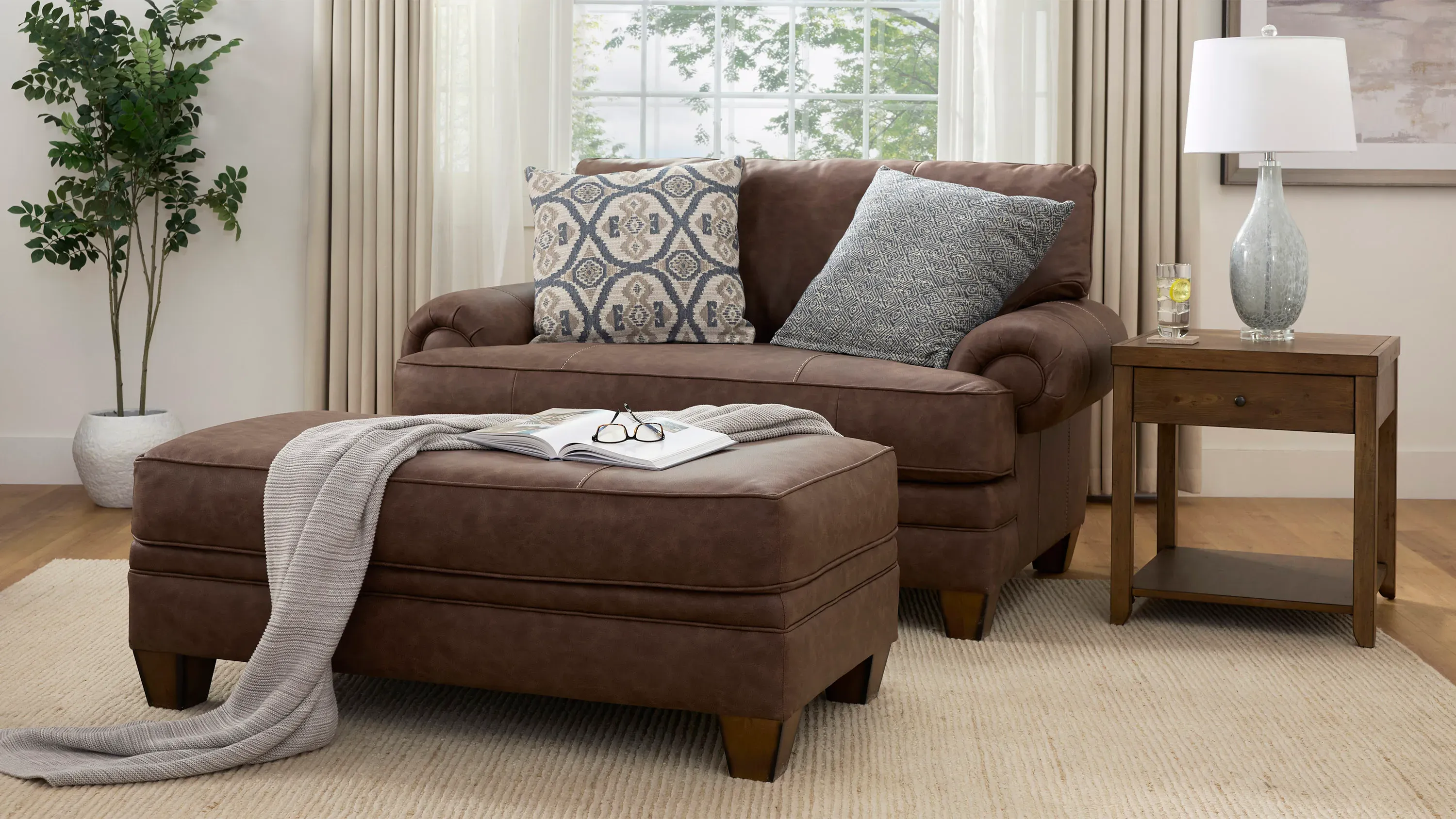 Boswell Chair and a Half