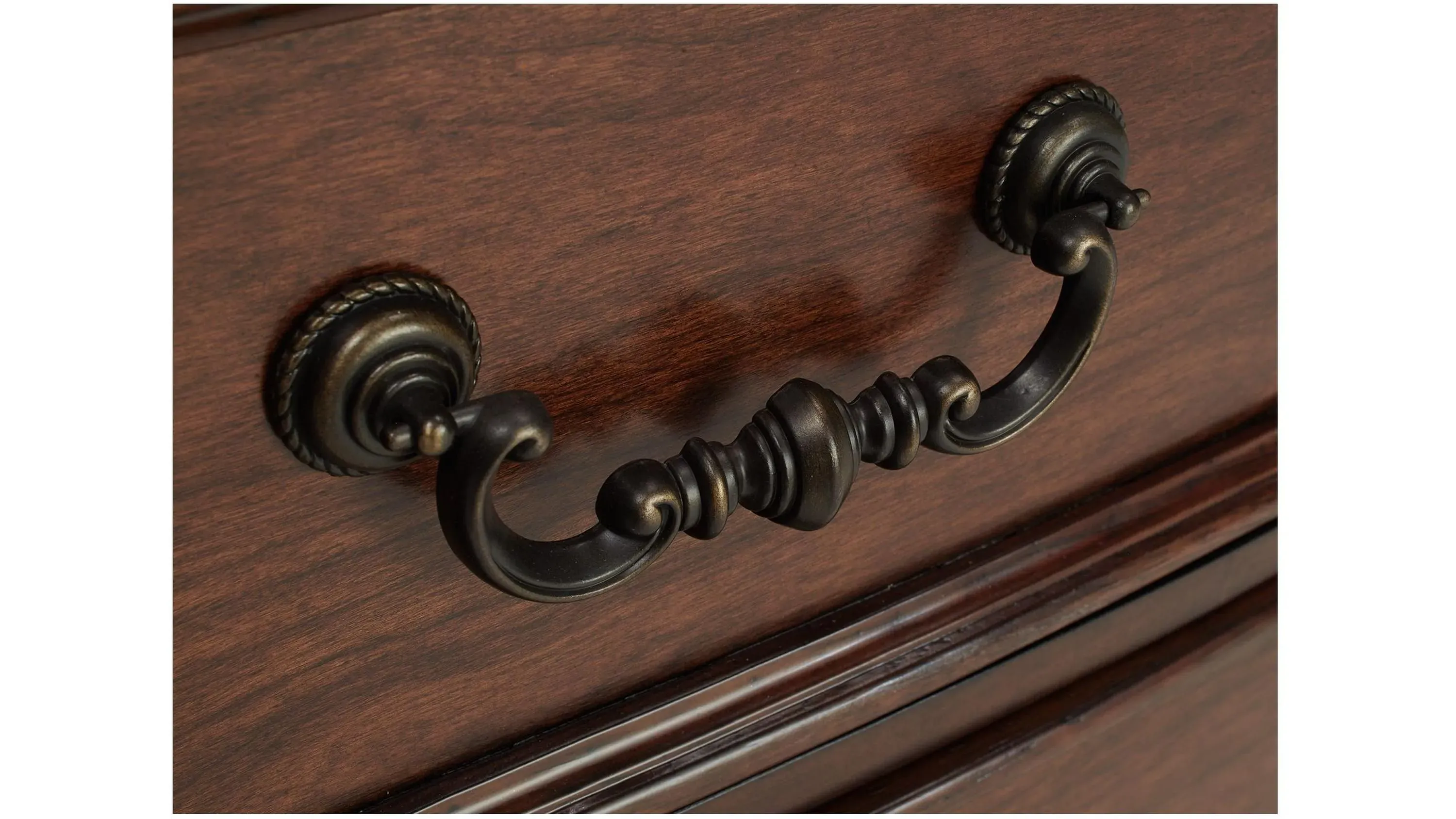 Chesapeake Dresser | Raymour & Flanigan