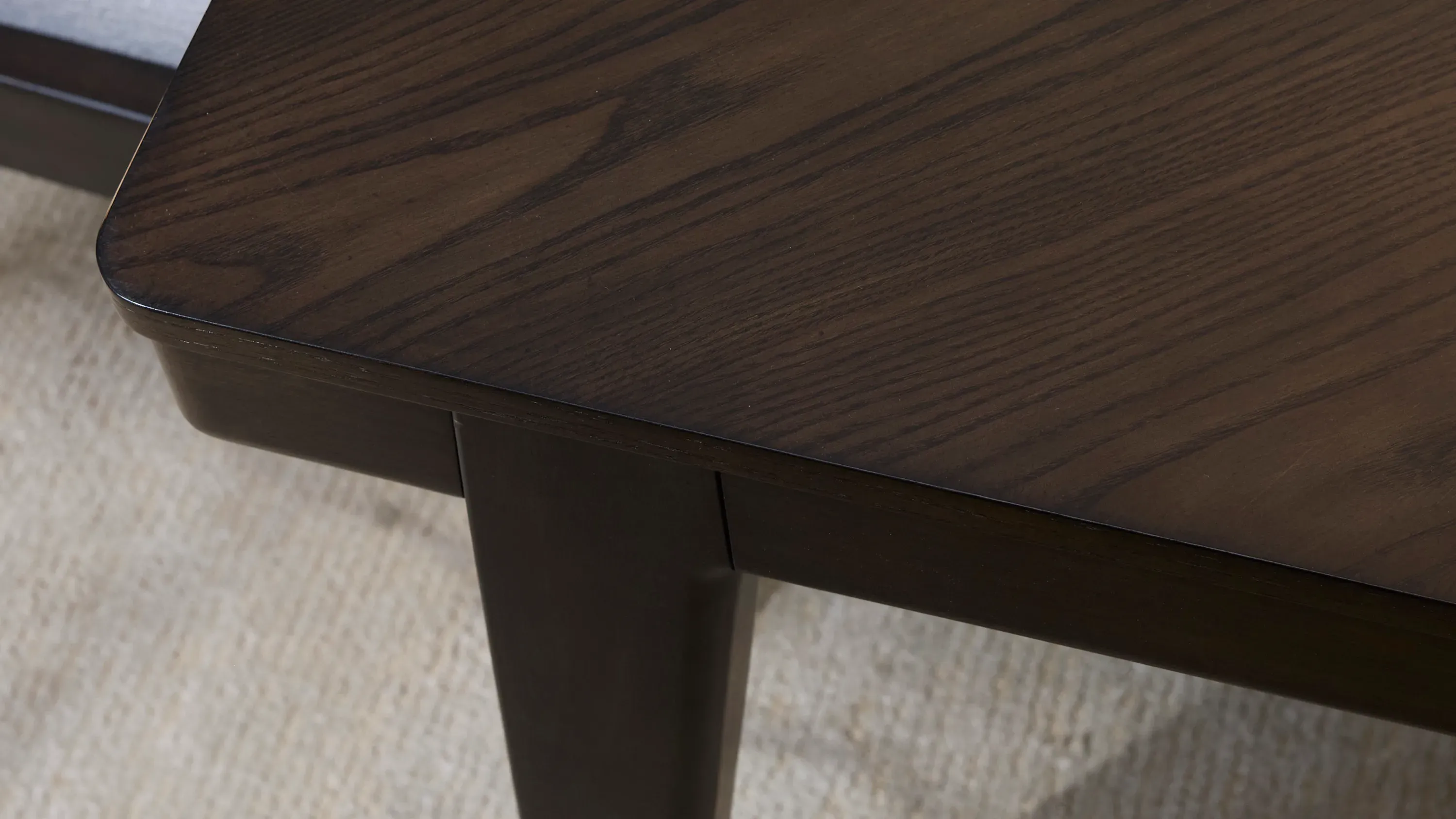 Alexander Dining Table | Raymour & Flanigan