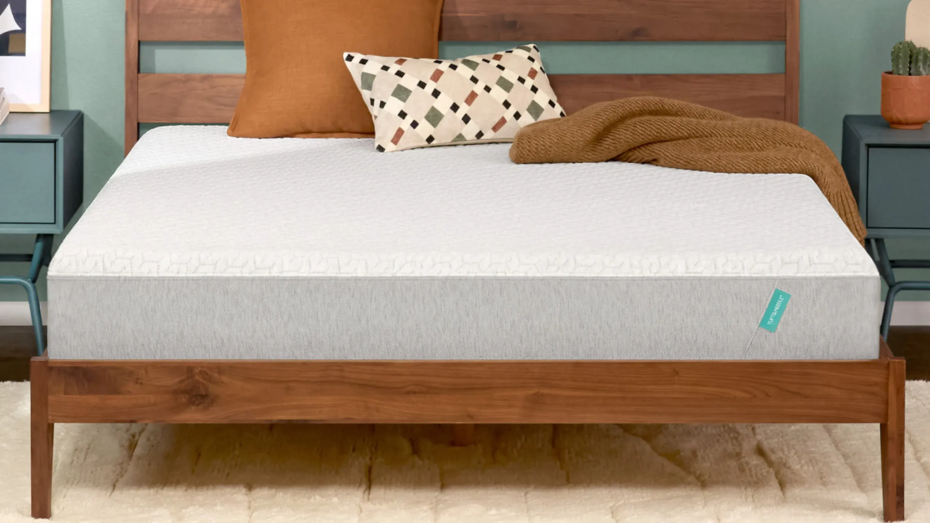 Tuft & Needle Original Hybrid Mattress - Thumbnail 2