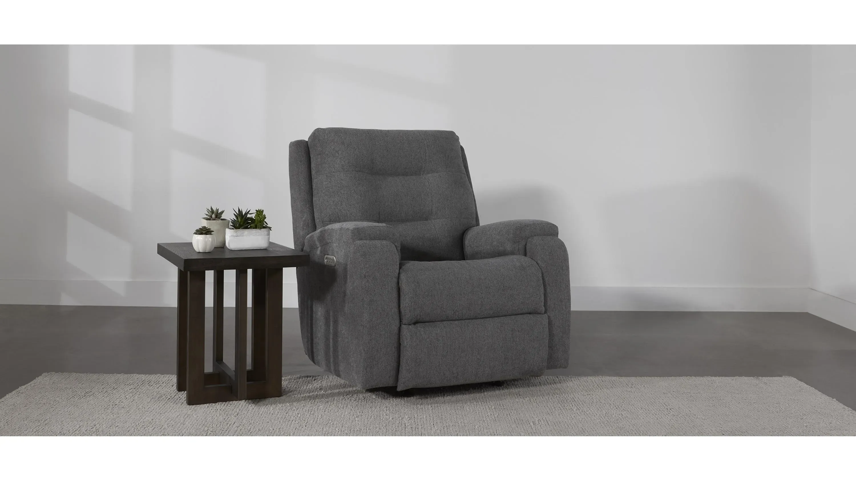 Halenbeck Triple Power Rocker Recliner | Raymour & Flanigan
