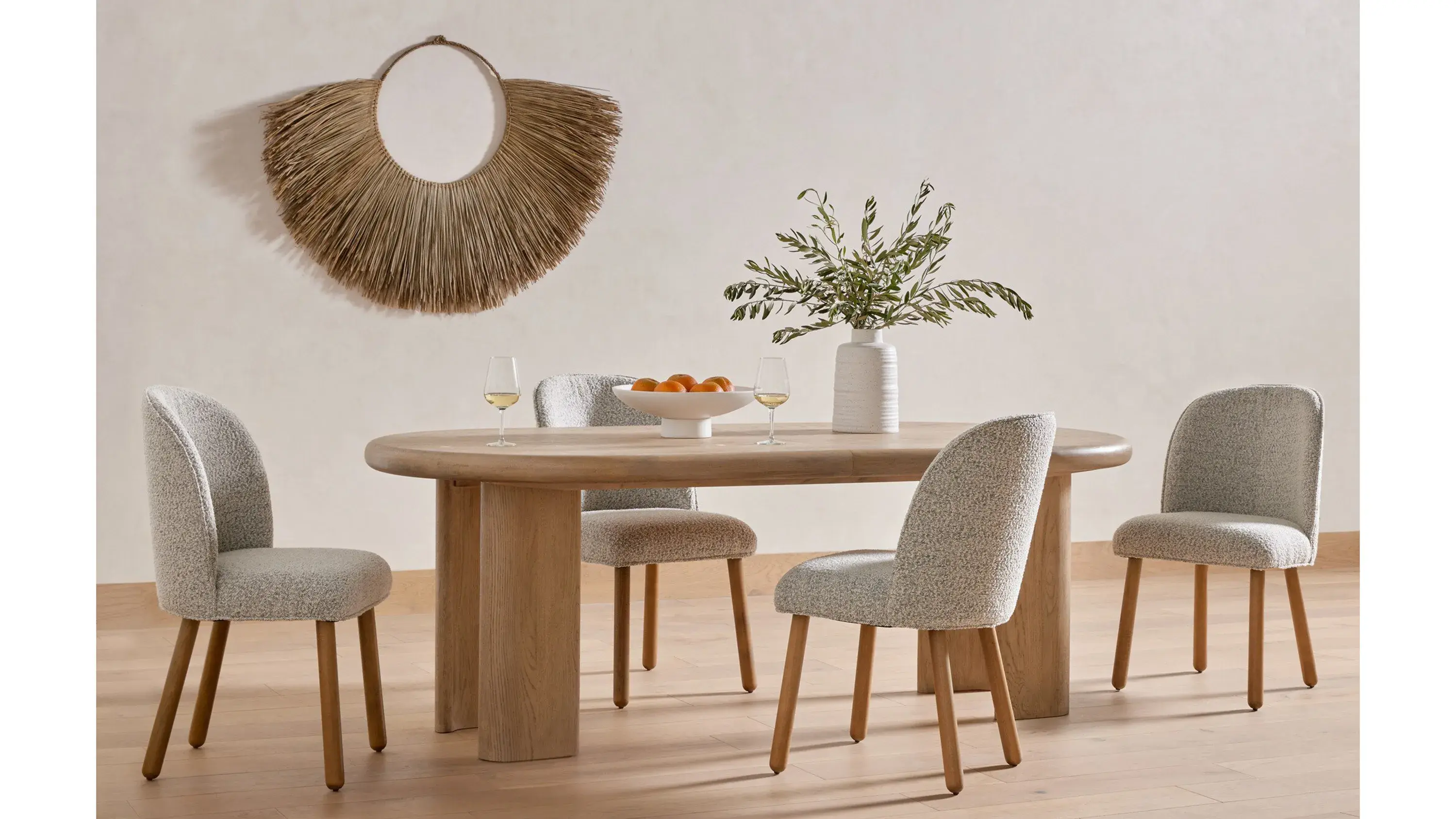 Jaylen Dining Table - Thumbnail 4