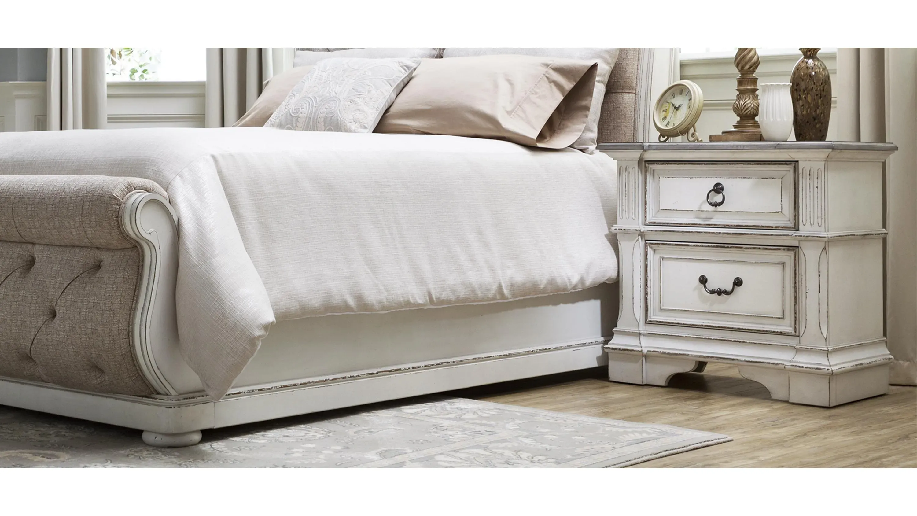 Birmingham Nightstand | Raymour & Flanigan