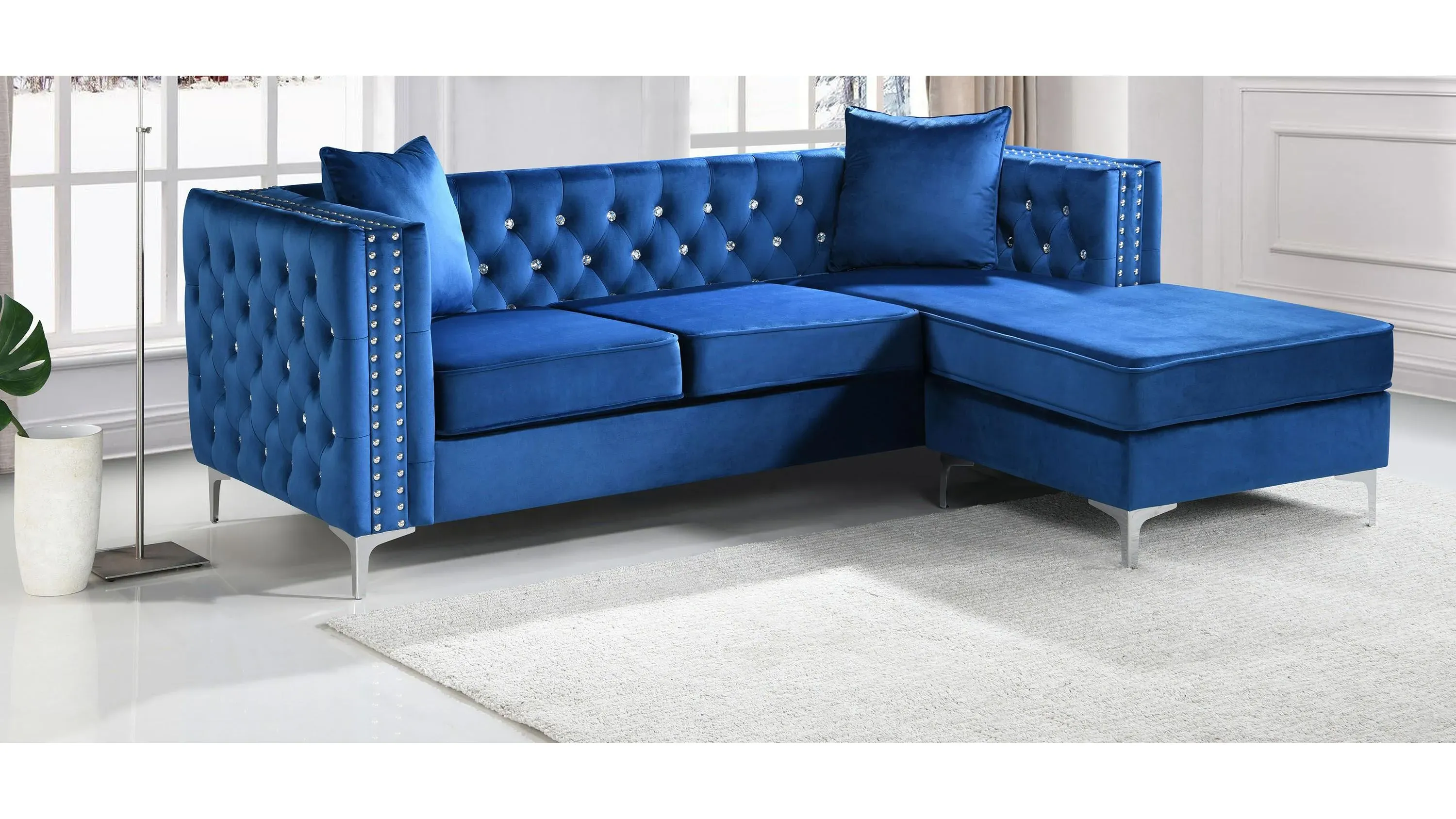 Paige Reversible Sofa Chaise | Raymour & Flanigan