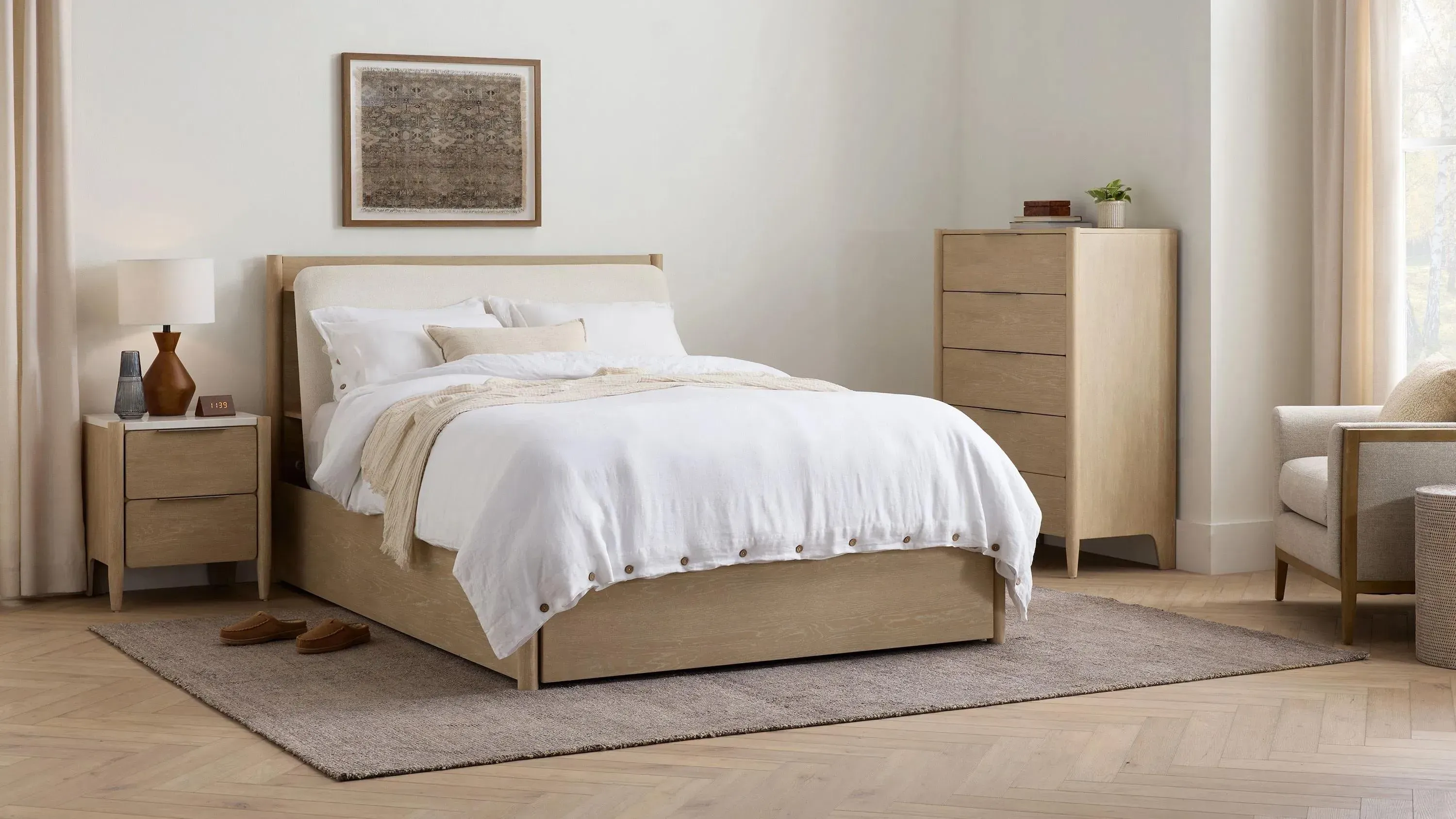 miru★オーダー Mirra Chest | Raymour & Flanigan