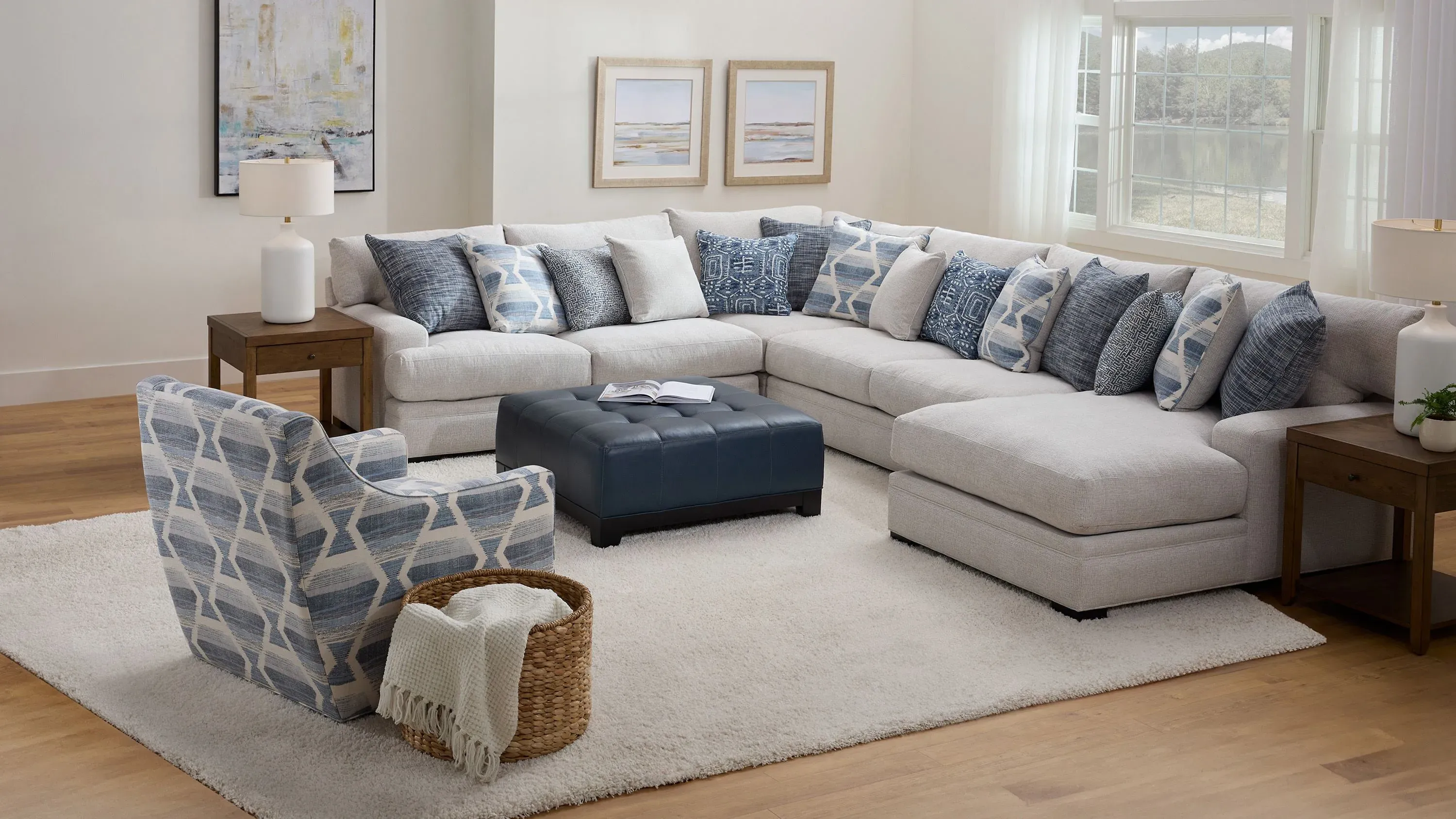 Bayside Right Arm Facing Chaise | Raymour & Flanigan