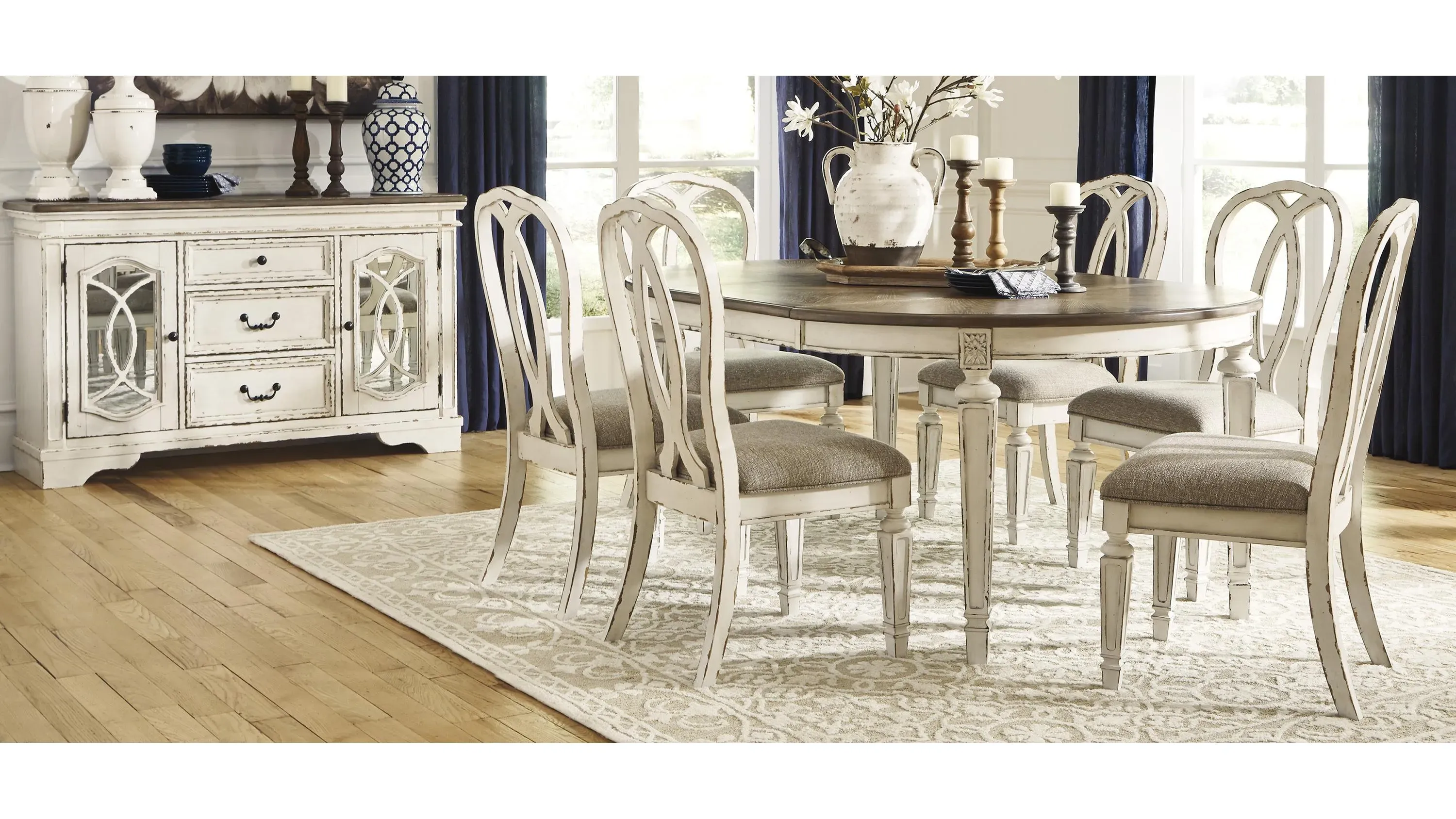 Delphine Dining Table | Raymour & Flanigan