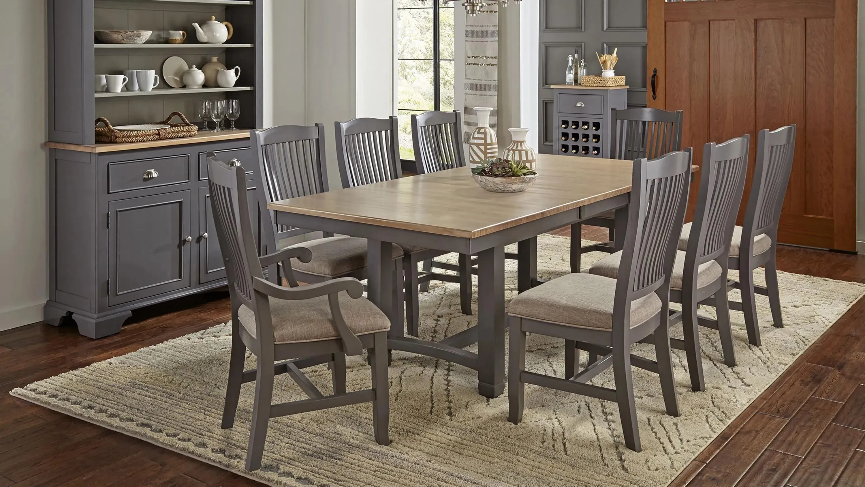 セール・キャンペーン Port Townsend 9-pc. Rectangular Trestle Upholstered Dining 椅子