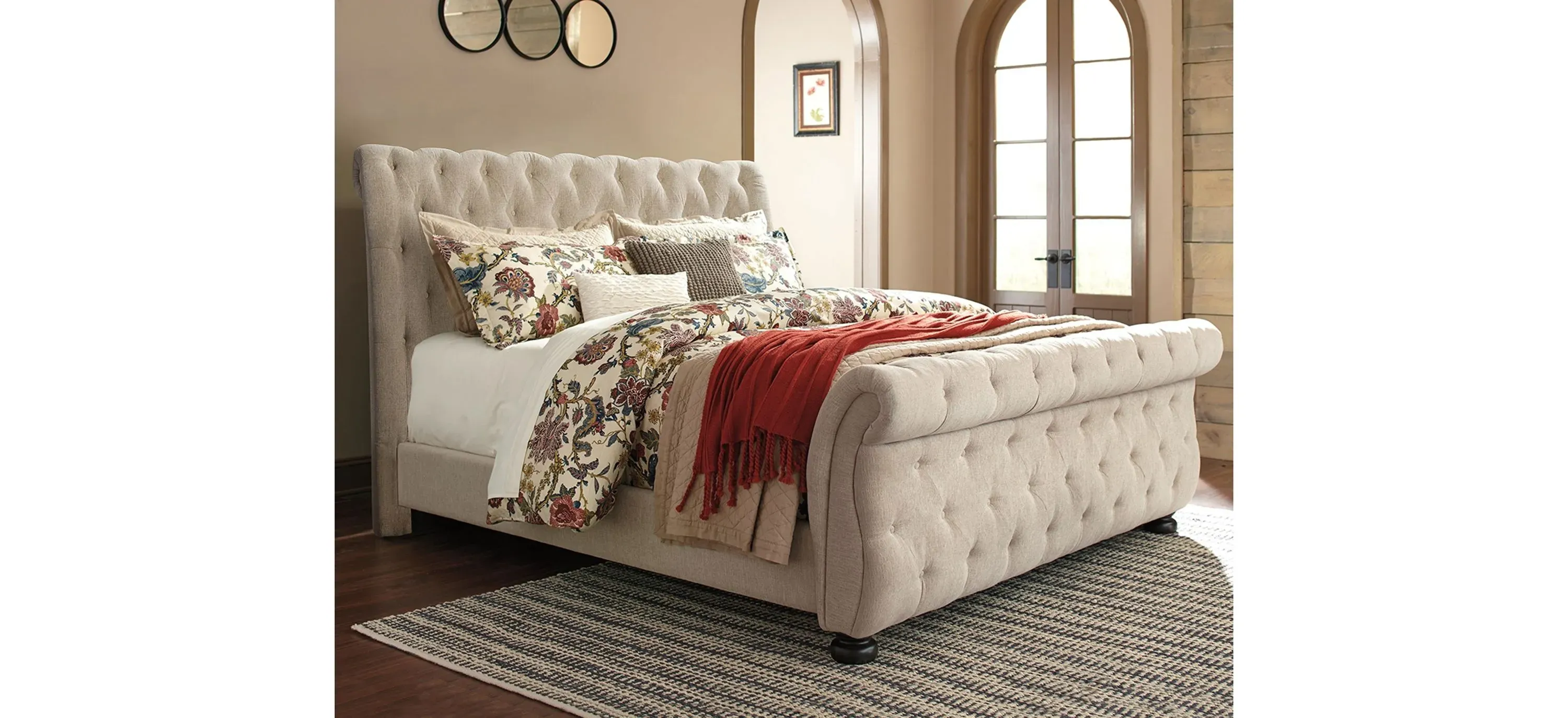Willenburg King Sleigh Bed Raymour Flanigan
