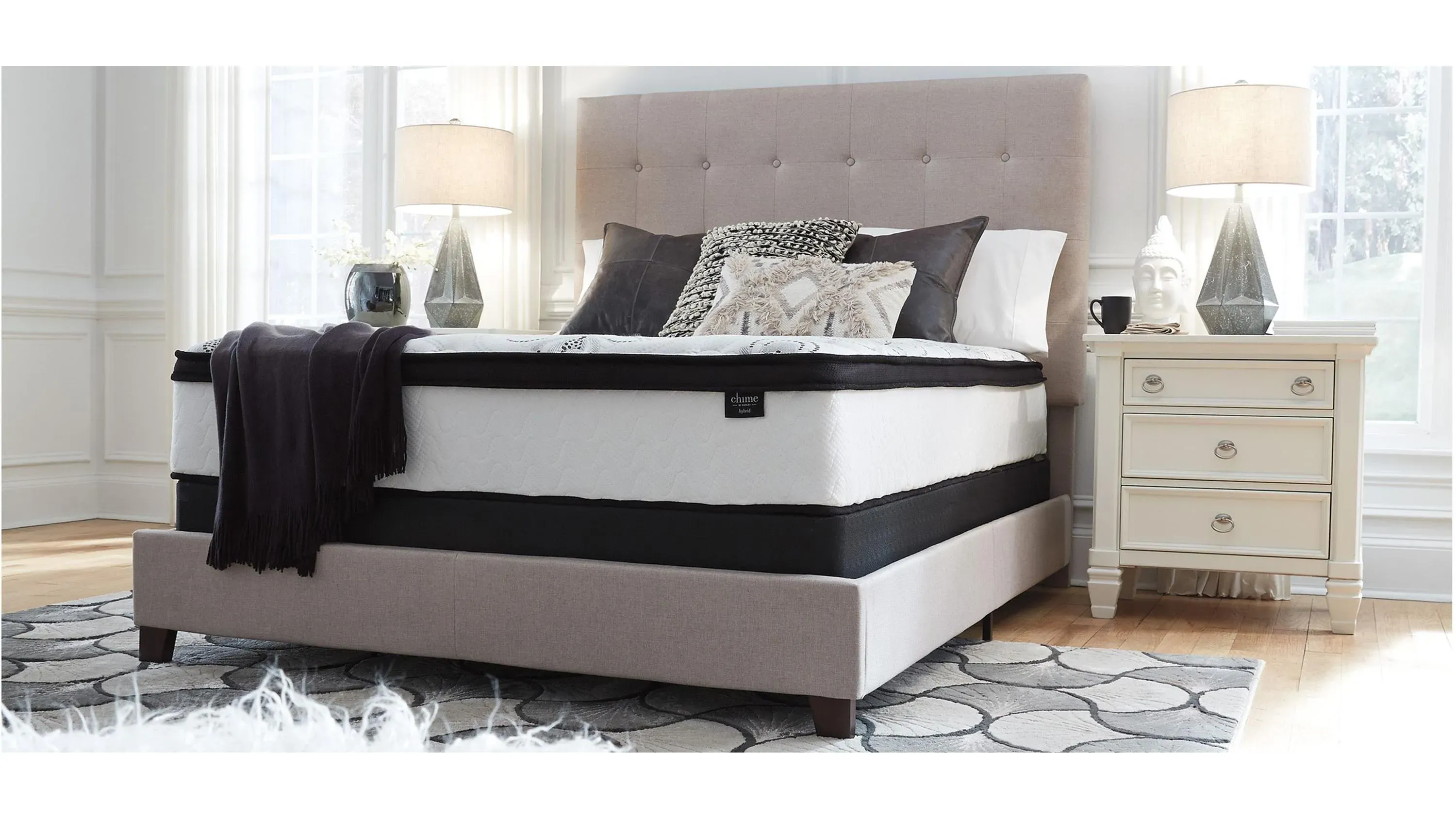 Ashley Chime 12 inch Hybrid Full Mattress