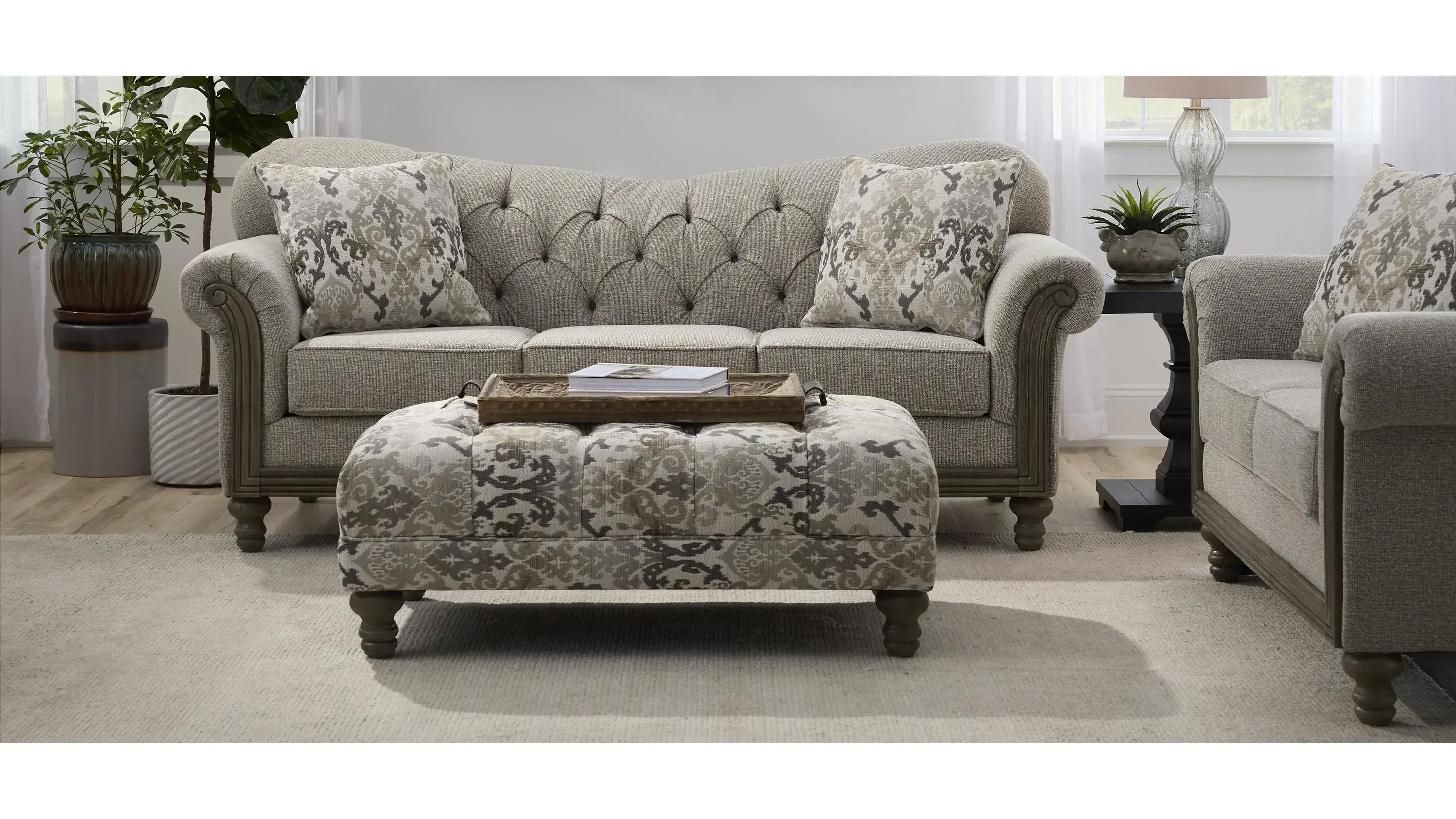 Sofa Raymour And Flanigan Outletnull