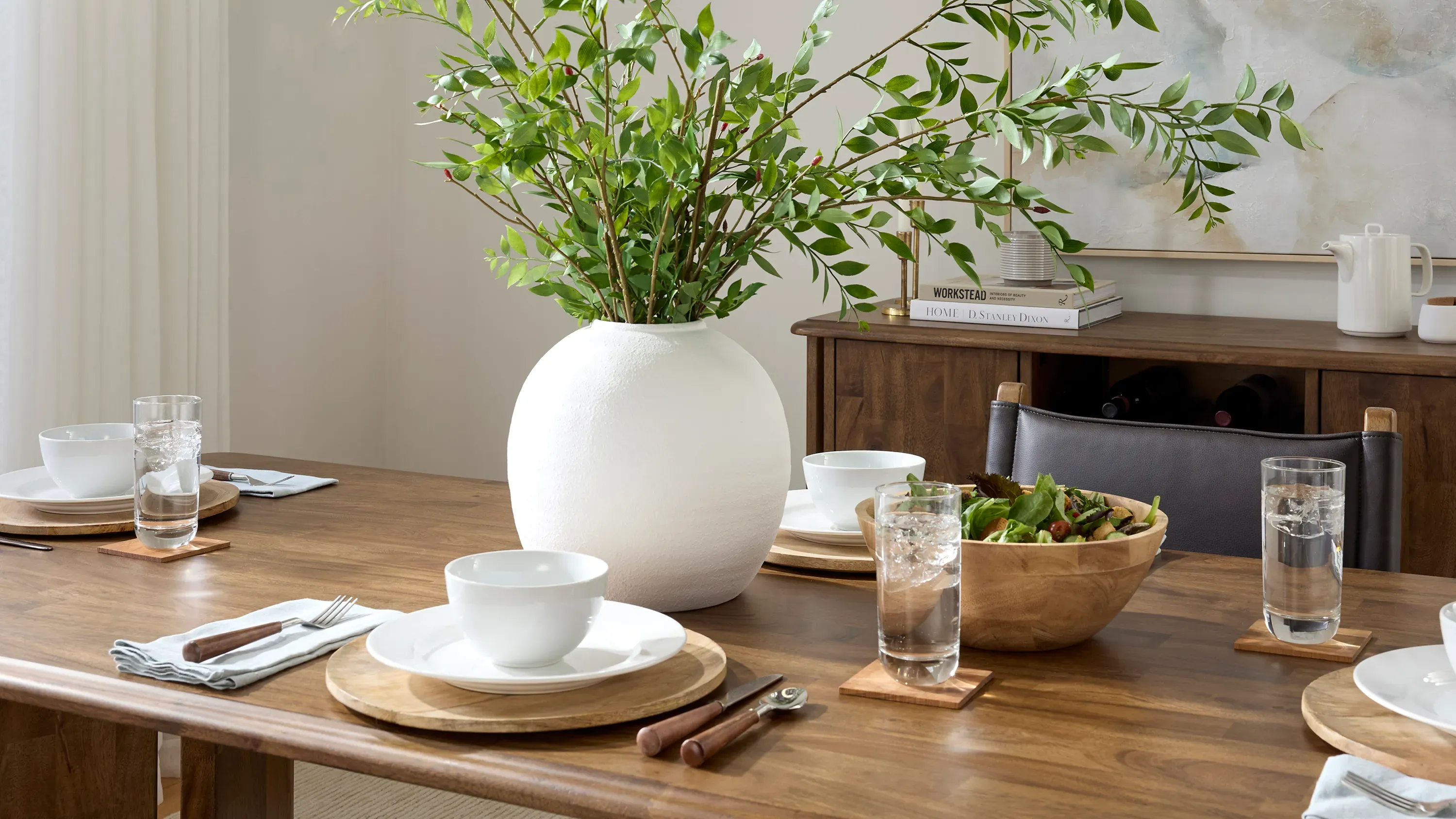 Magdalena Dining Table | Raymour & Flanigan