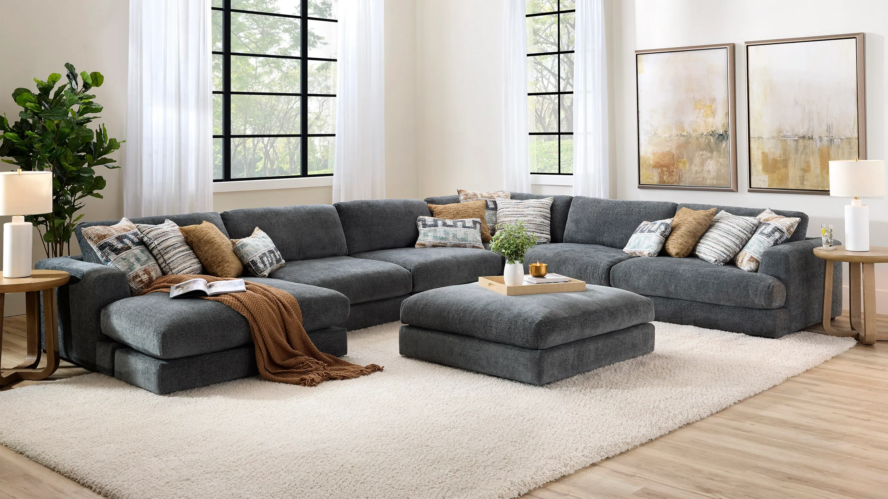 Ottoman Left Arm Facing Couch Four Hands Bloor 4-Piece Sectional W