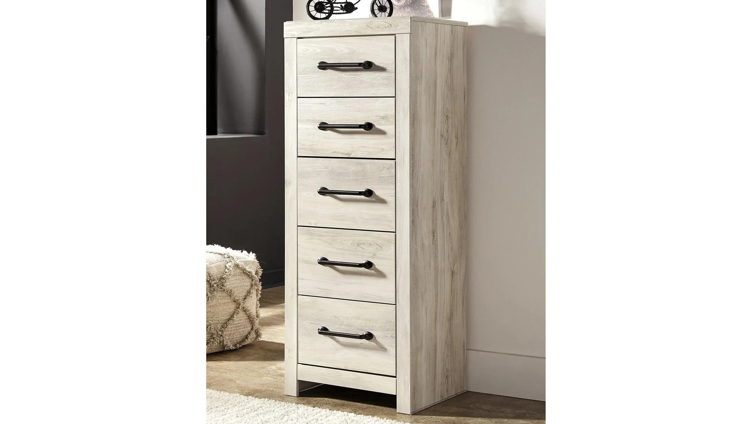 Cambeck Narrow Chest of Drawers