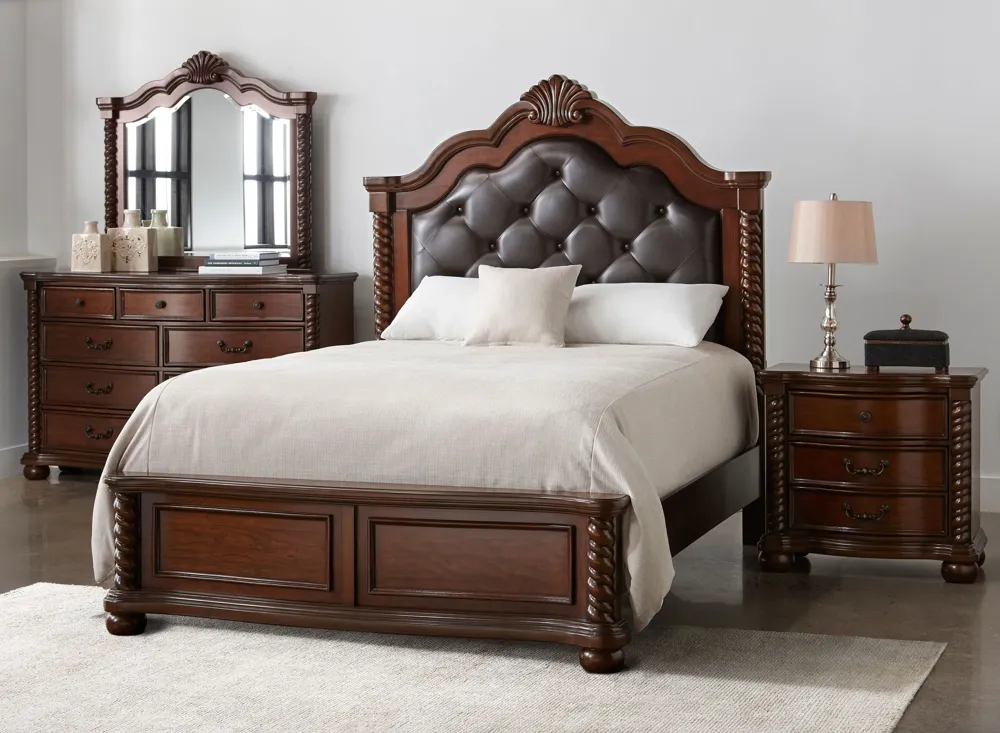 Chesapeake 4-pc. Queen Bedroom Set | Raymour & Flanigan