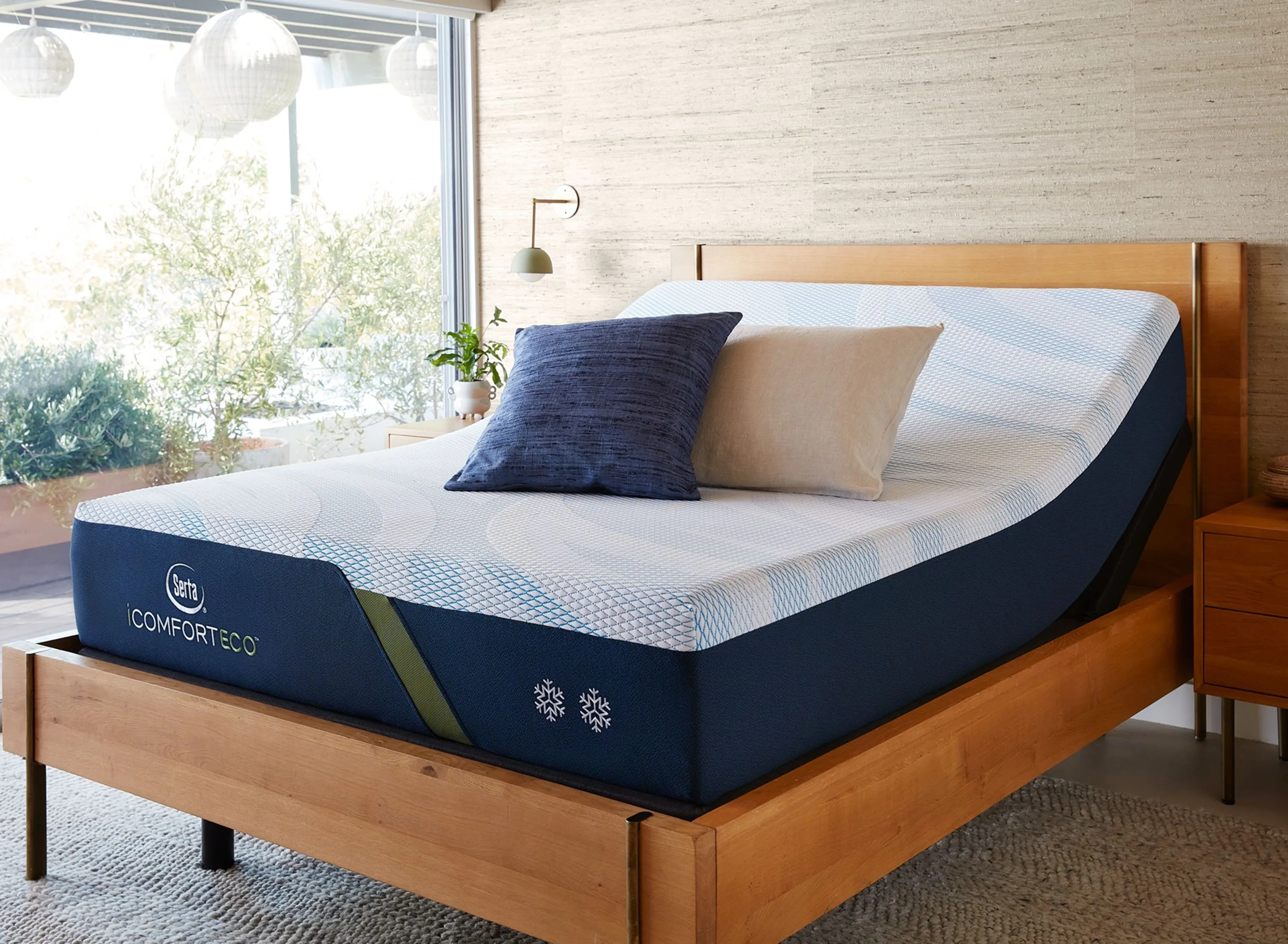 Serta F20GL Plush Memory Foam Mattress Raymour & Flanigan