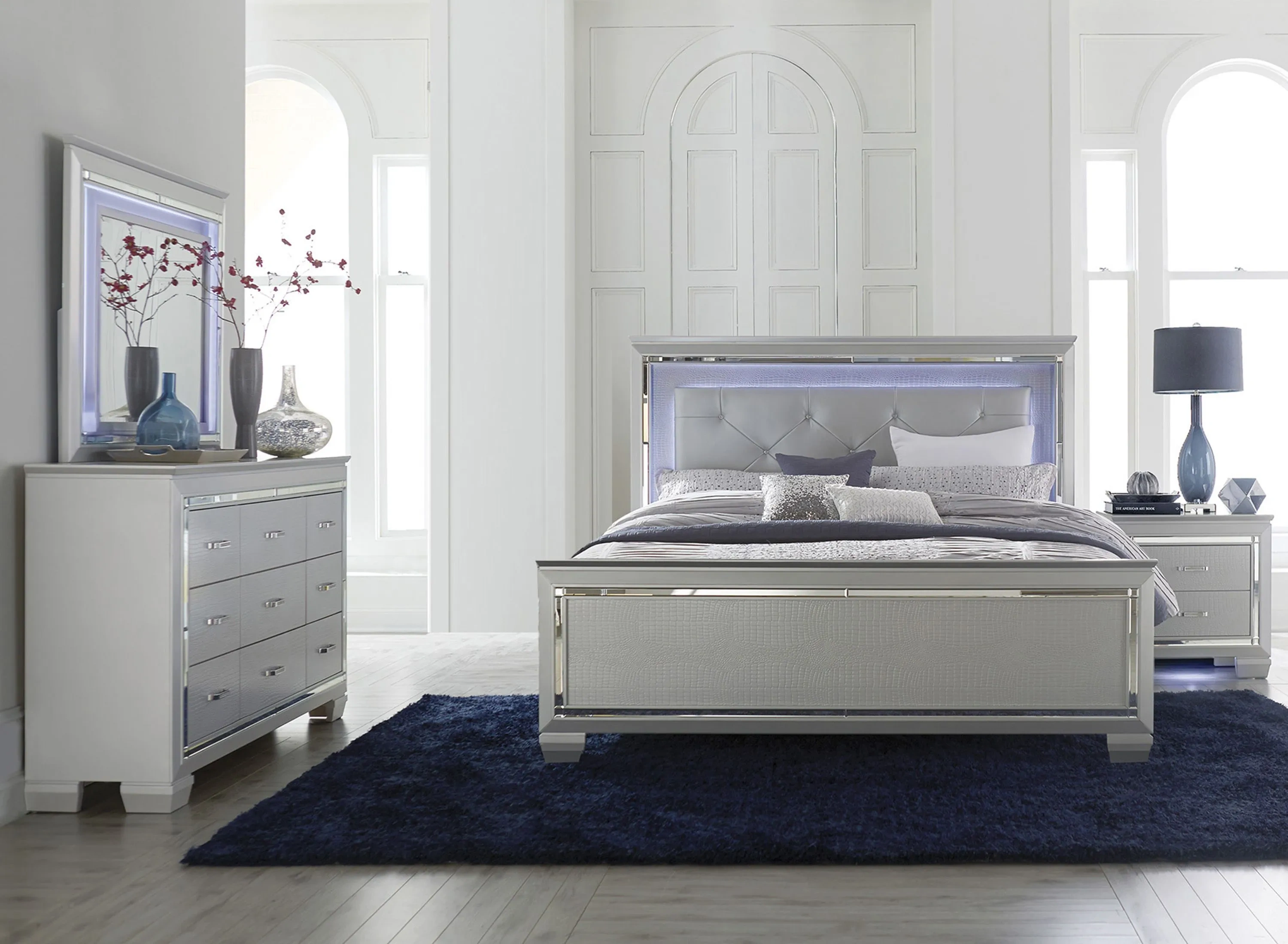 Brambley 4 pc. Queen Bedroom Set w LED Lights Raymour Flanigan Raymour Flanigan