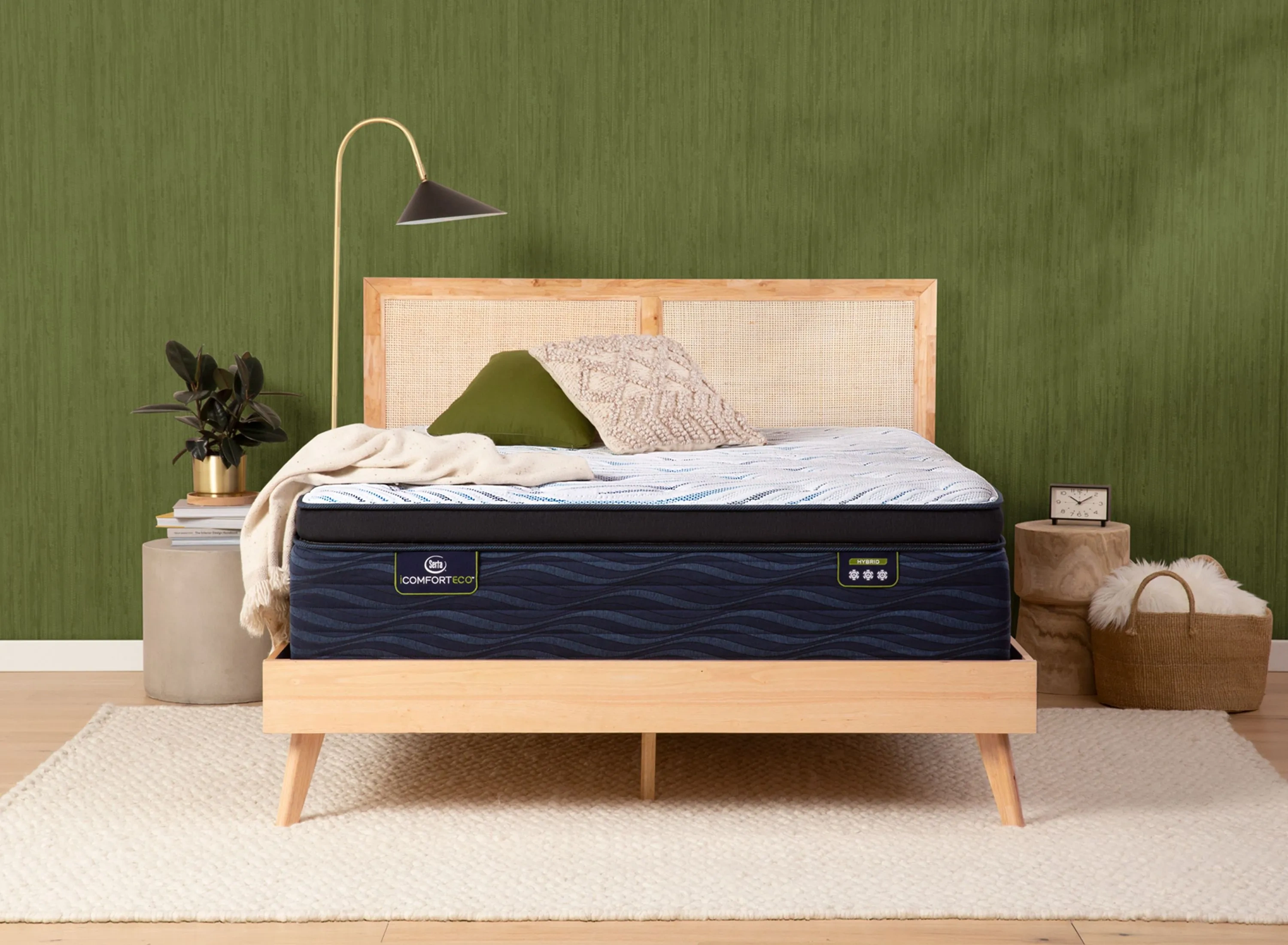 Serta Q35LTX Plush Mattress Raymour & Flanigan