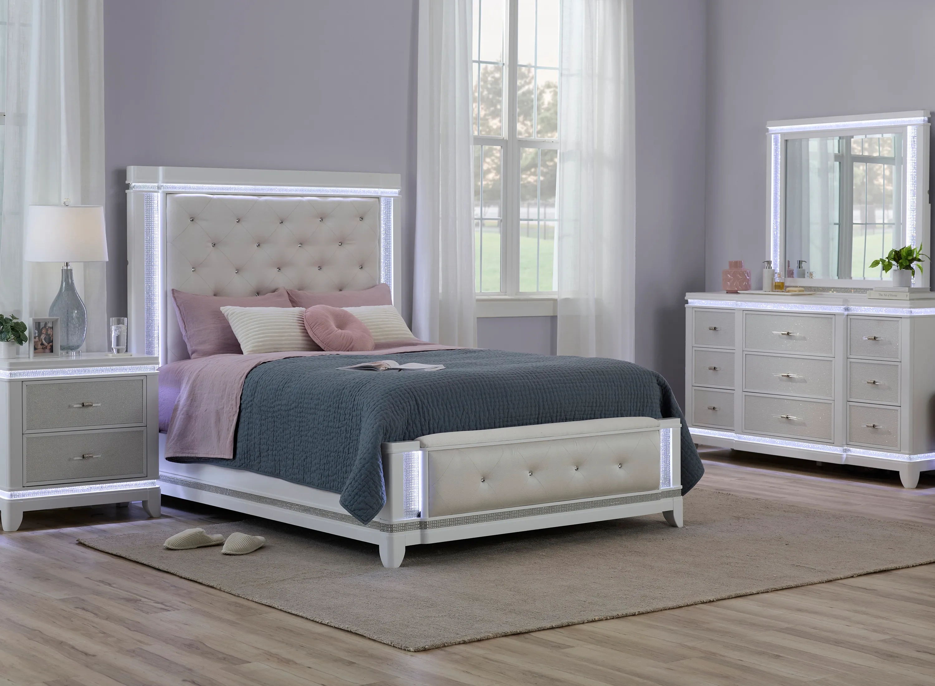 ROJITA NOEMIE evelyn 4点セット Carmelita 4-pc. Bedroom Set | Raymour & Flanigan