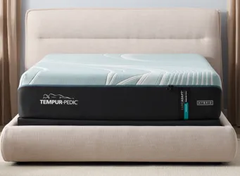 Tempur-Pedic Luxe Adapt 2.0 Medium Hybrid Mattress King Product_Grid_Image
