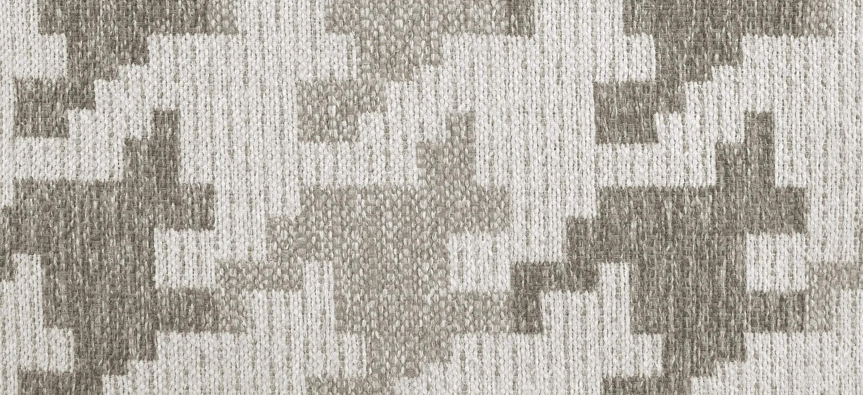 Shiloh Swivel Chair