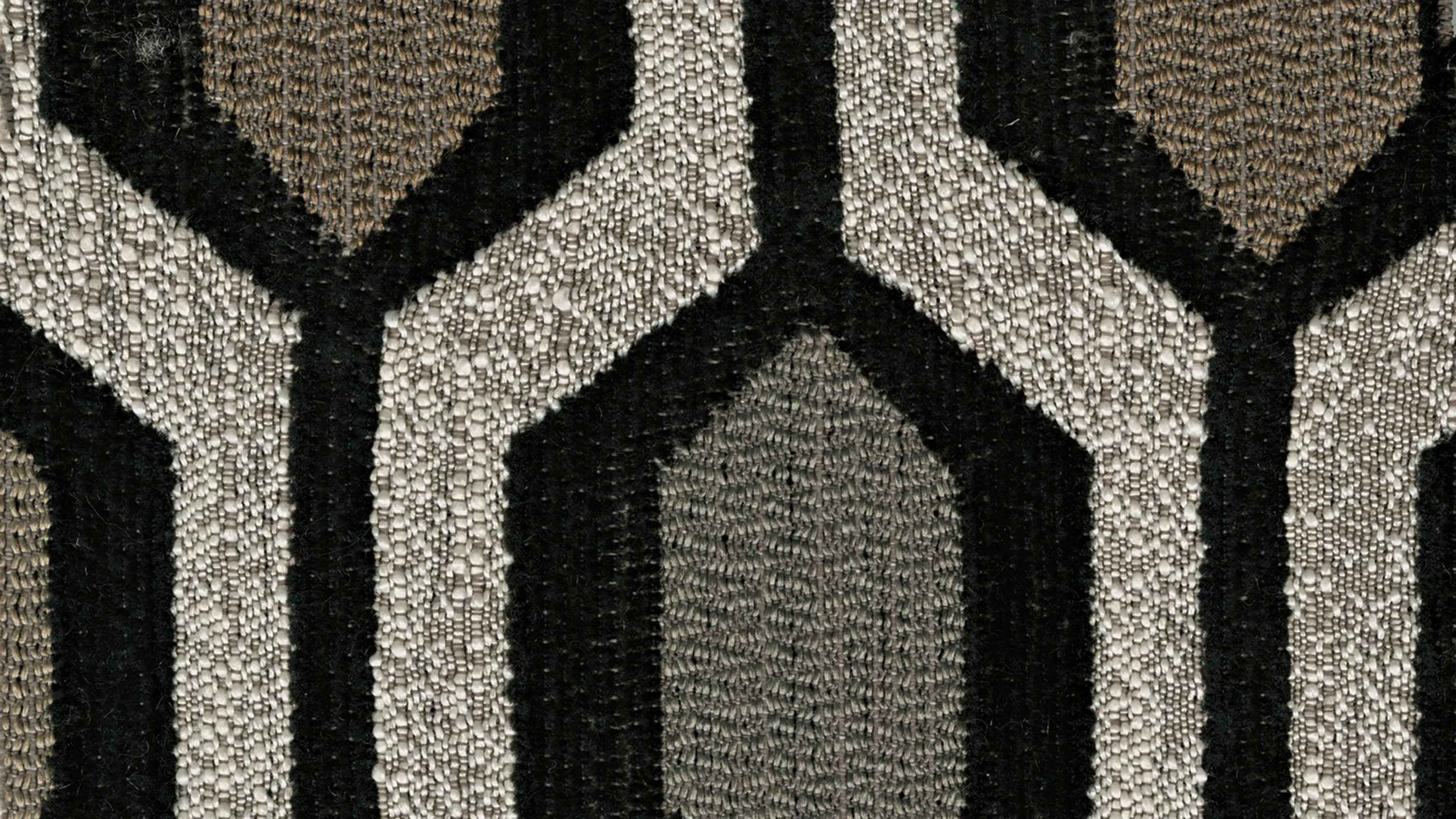 Wetzel Right Arm Facing Chaise | Raymour & Flanigan